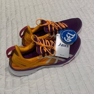 Lightweight ASICS running shoe